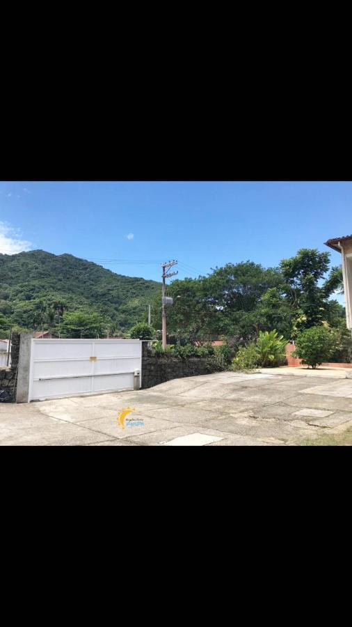 Apartamento Com Acesso A Pe A Santa Rita - Enseada - 우바투바 외부 사진