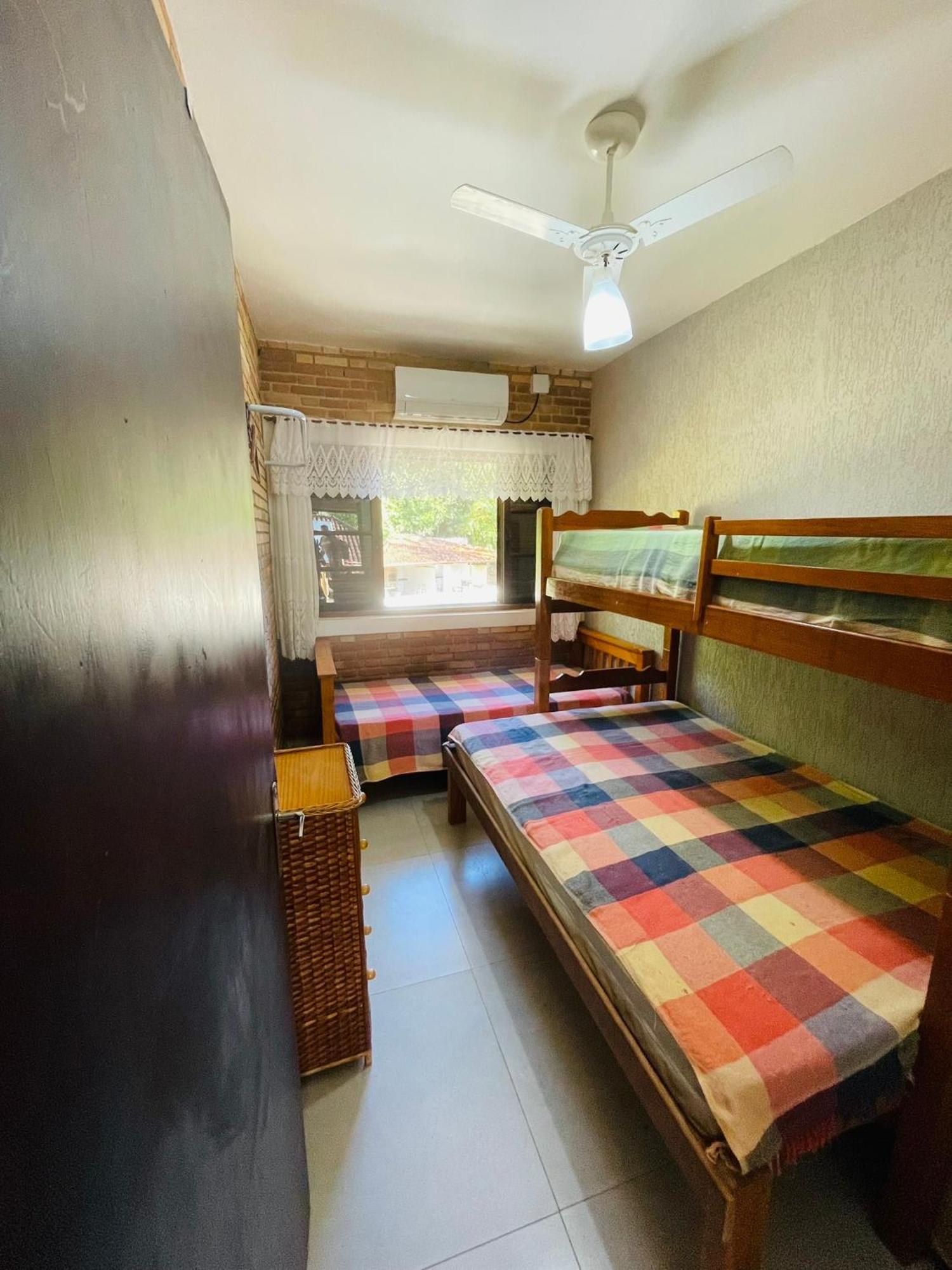 Apartamento Com Acesso A Pe A Santa Rita - Enseada - 우바투바 외부 사진