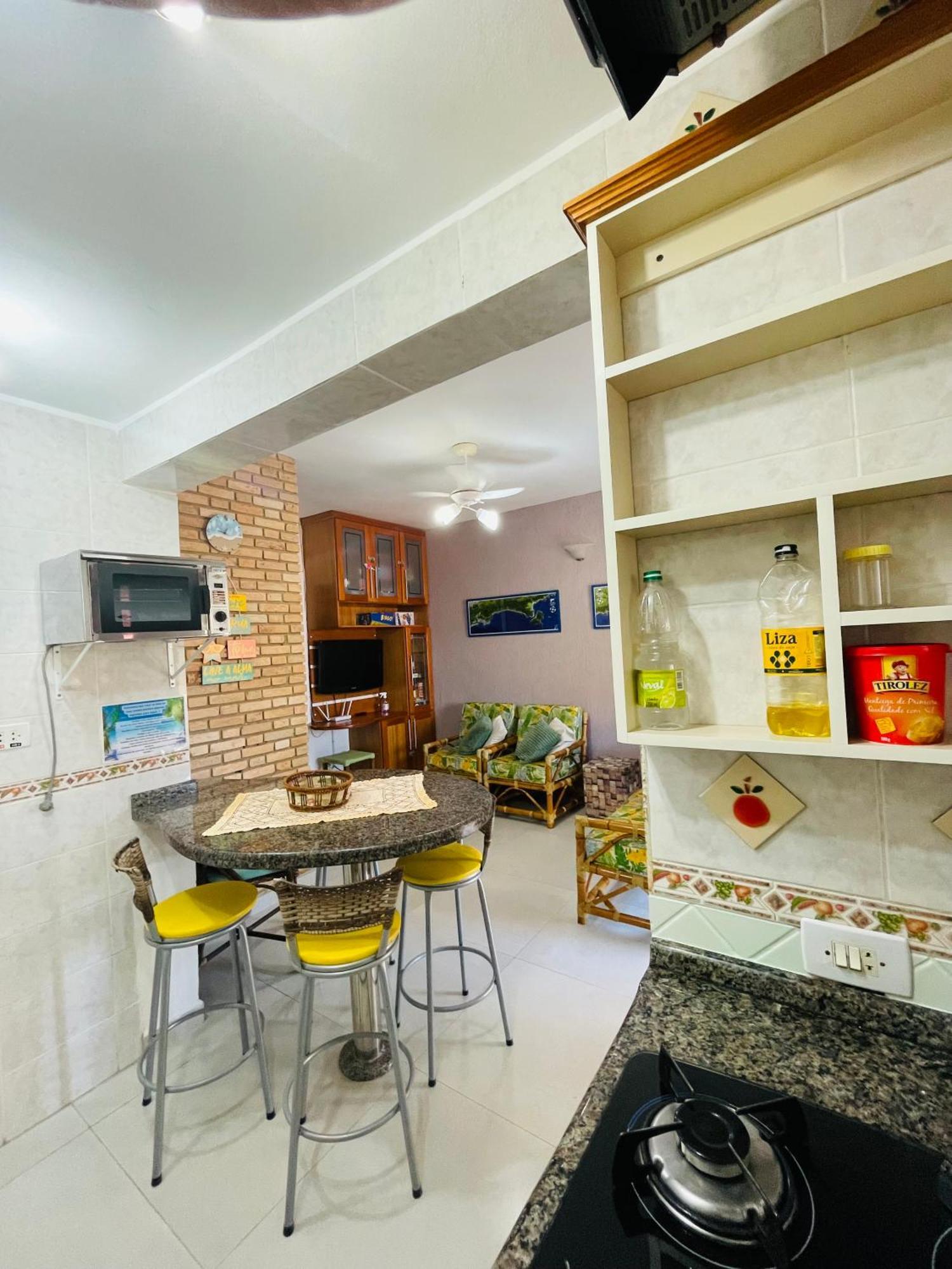 Apartamento Com Acesso A Pe A Santa Rita - Enseada - 우바투바 외부 사진